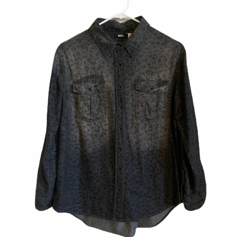 Bdg Leopard Print Chambray Button-Down Shirt Small - image 7